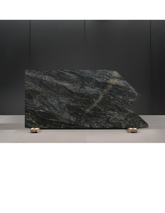 BLACK BAHIA REMNANT - GRANITE / POLISHED / 3CM
