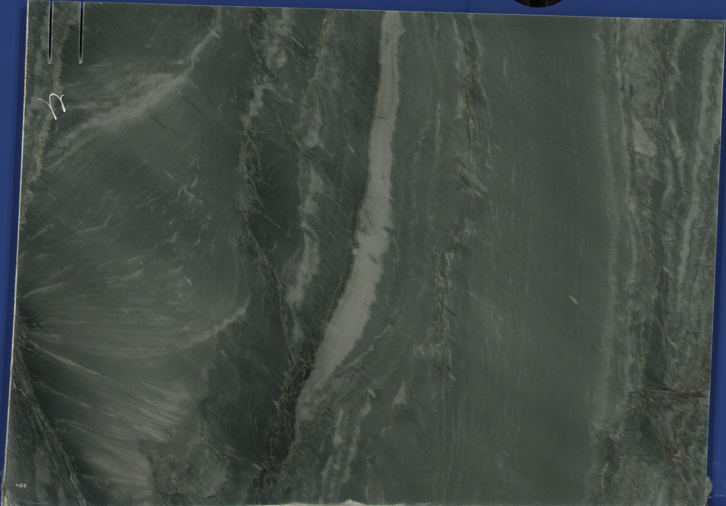 GREEN MAESTRO REMNANT /QUARTZITE-POLISHED-3CM