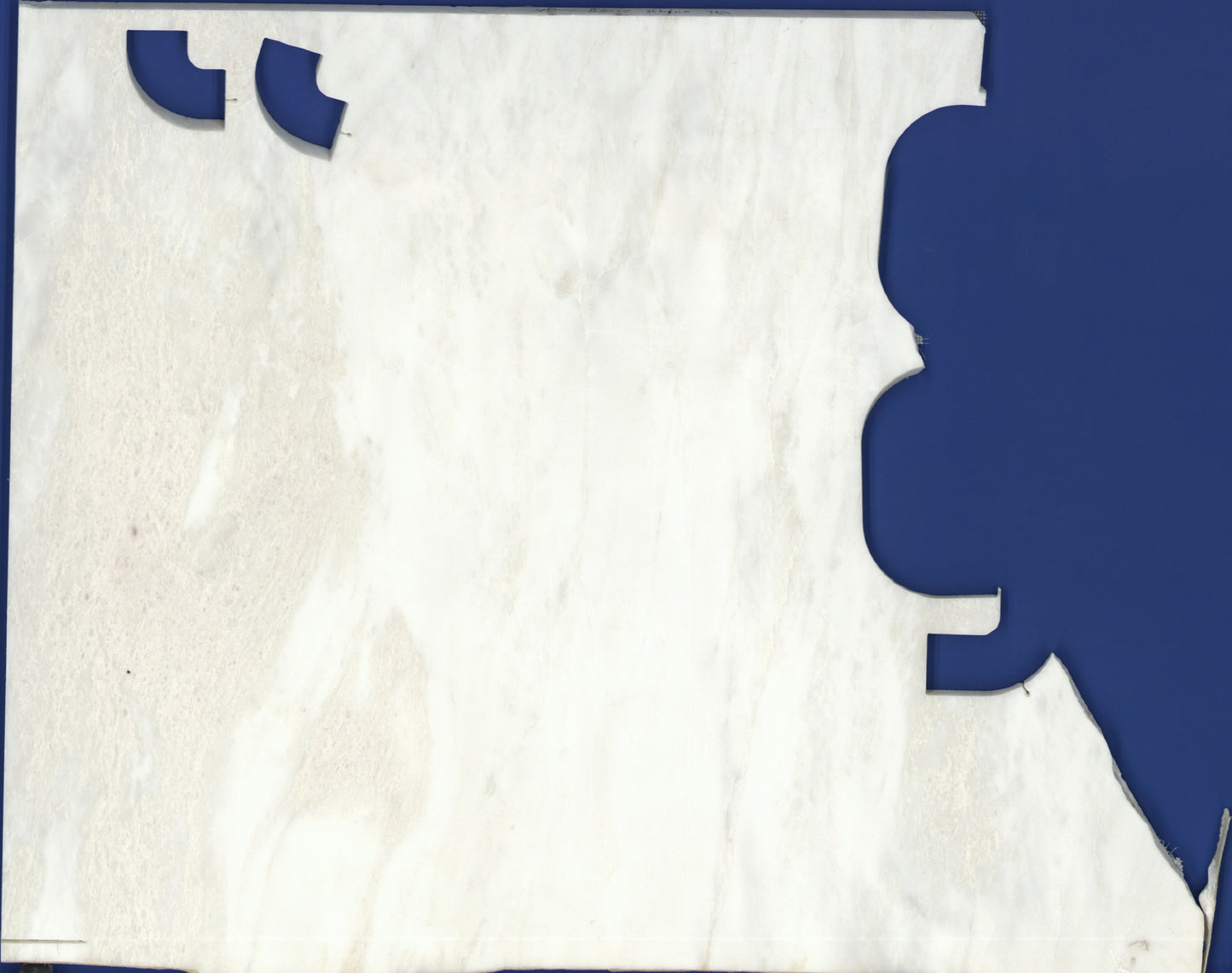 BIANCO RHINO REMNANT -MARBLE/ POLISHED / 3CM