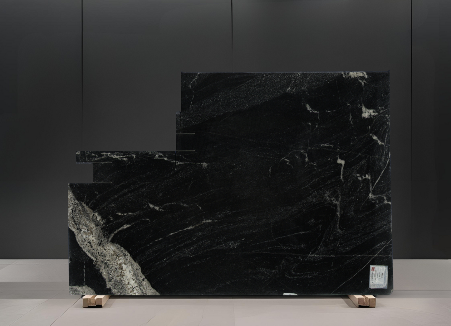 TITANIUM REMNANT - GRANITE / POLISHED / 3CM