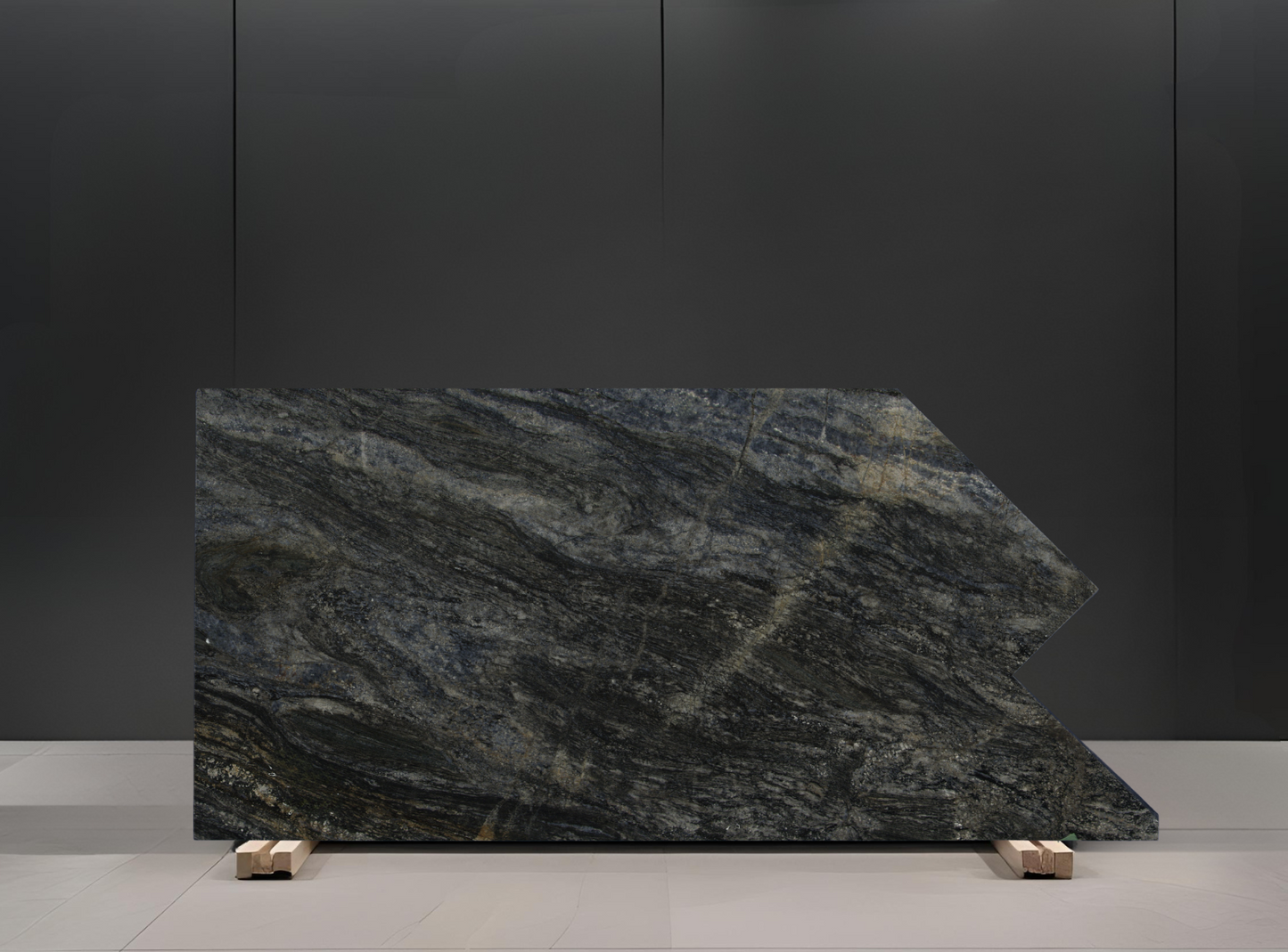 BLACK BAHIA REMNANT - GRANITE / POLISHED / 3CM