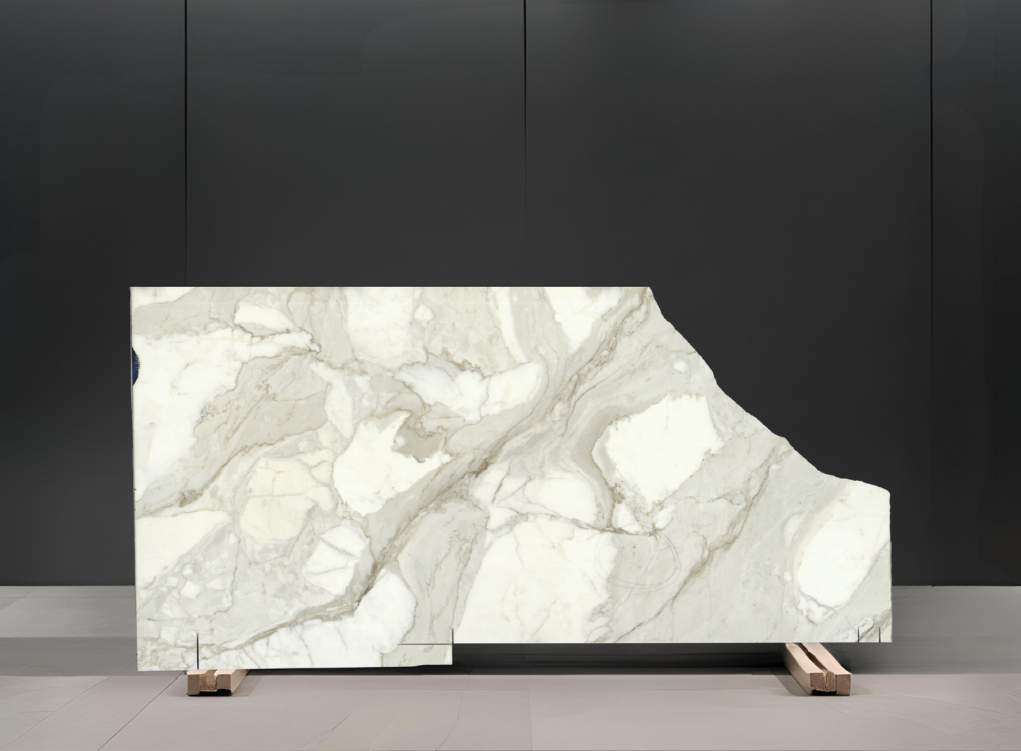 CALACATTA GOLD REMNANT -QUARTZITE /POLISHED / 2CM