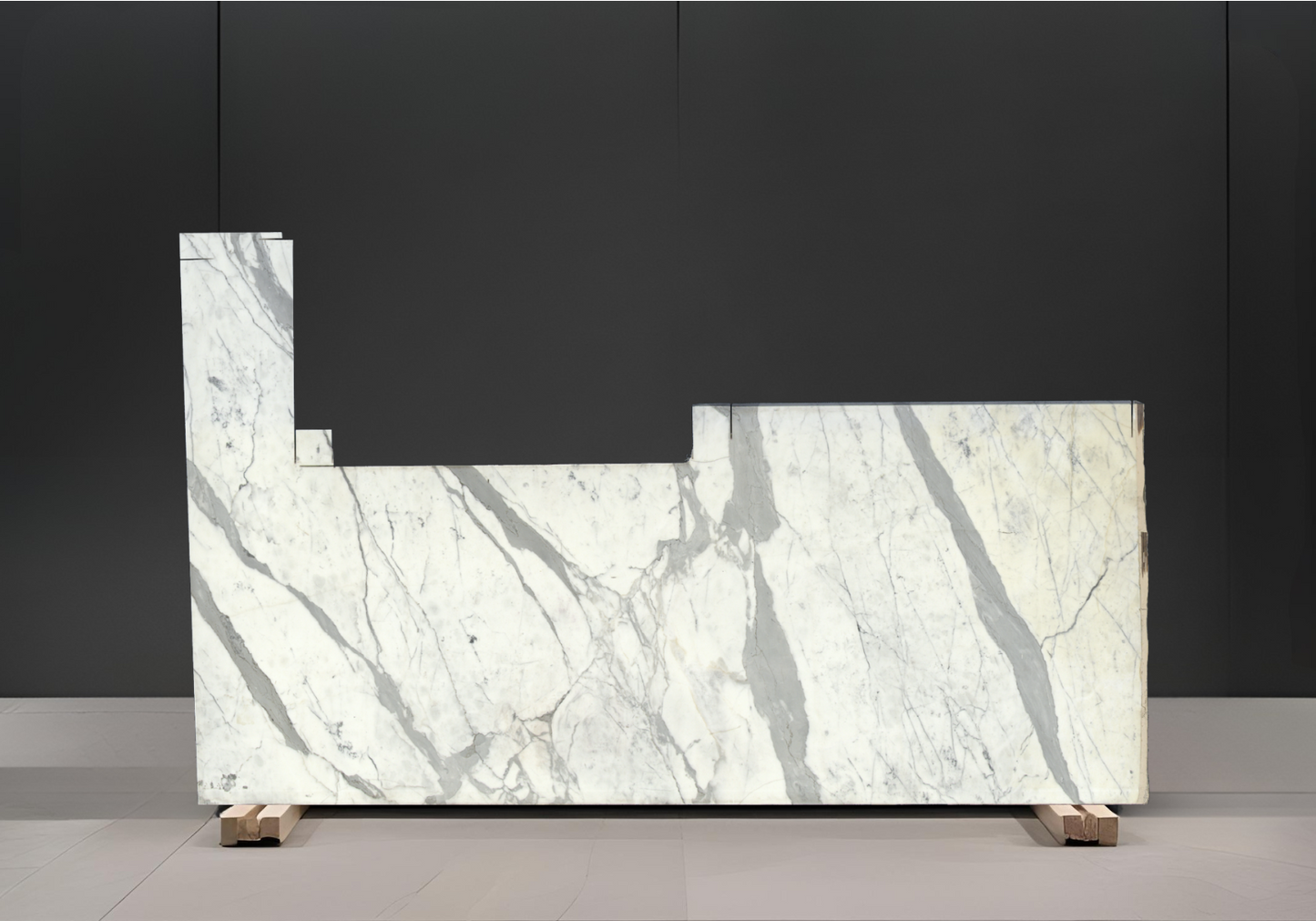 CALACATTA SATUARIO REMNANT /MARBLE /POLISHED/ 2CM