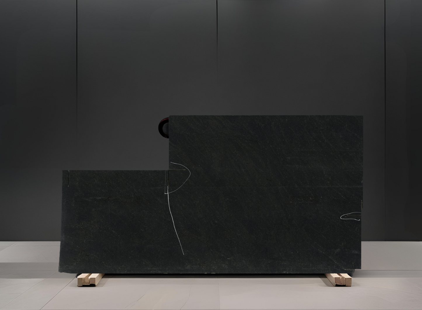 BLACK MIST REMNANT - GRANITE /LEATHERED/3CM