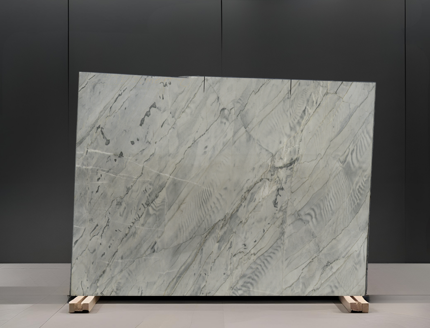 WHITE DUMONT REMNANT- QUARTZITE /HONED/ 3CM