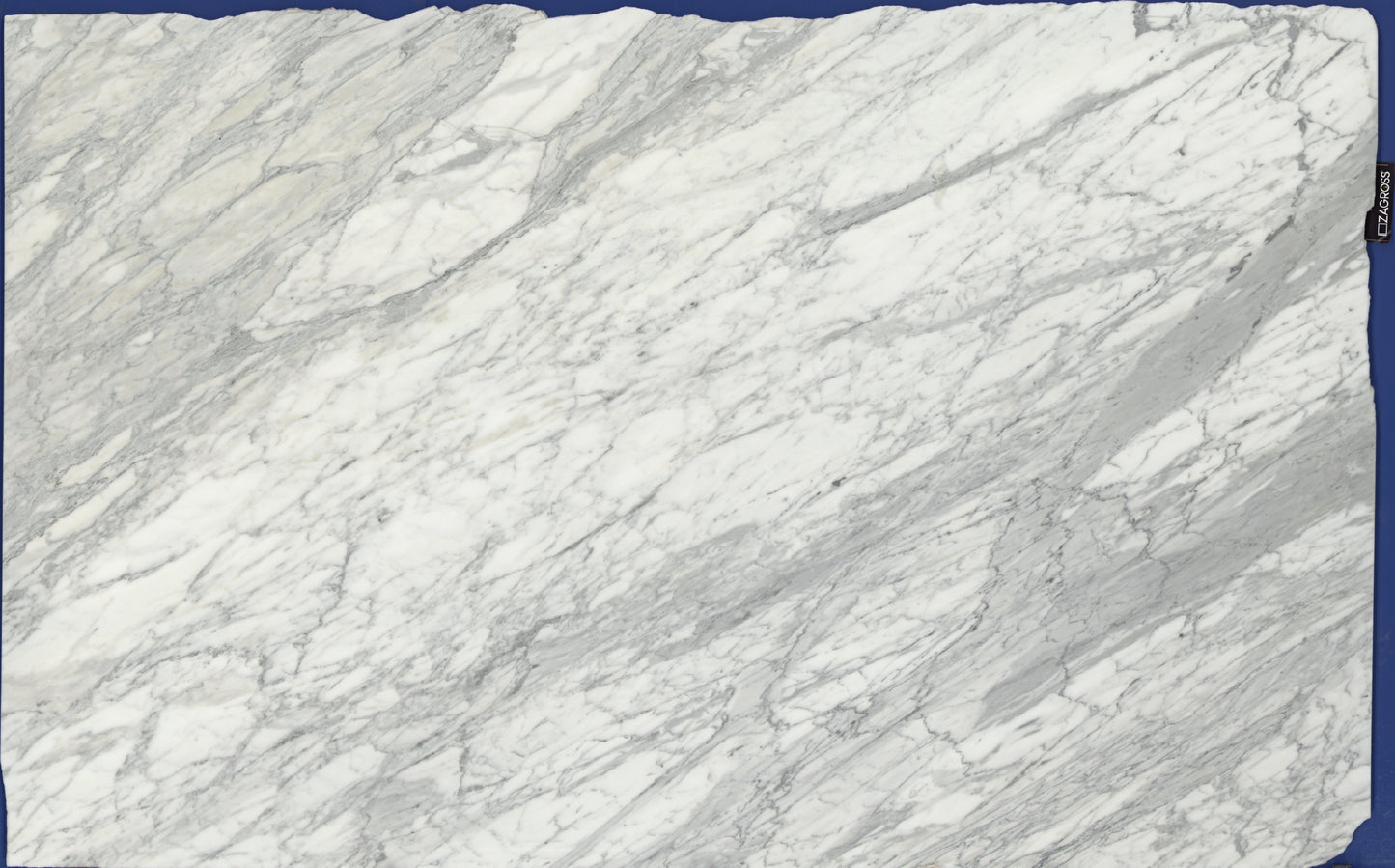 CALACATTA HONED 2CM -MARBLE