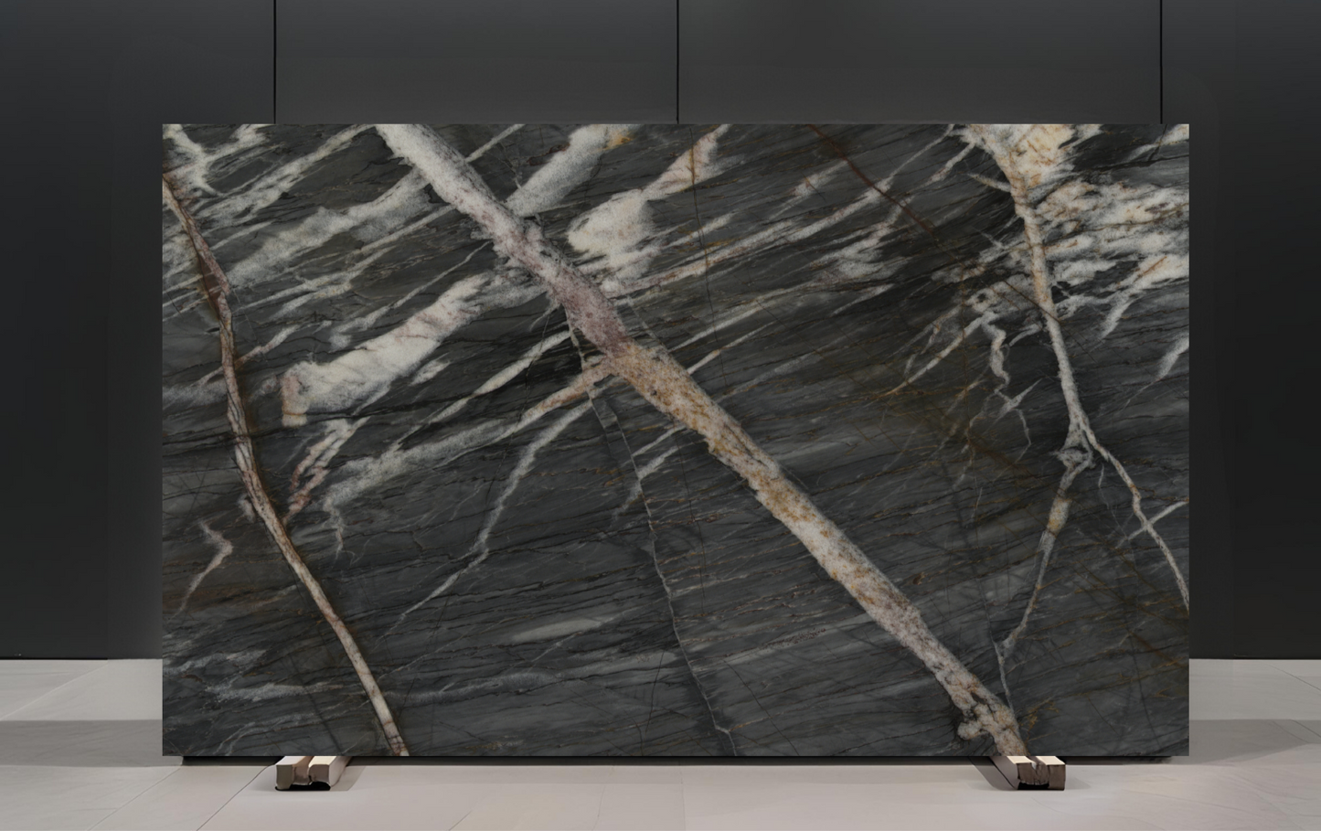 MIDNIGHT CRYSTAL / QUARTZITE - POLISHED 3CM