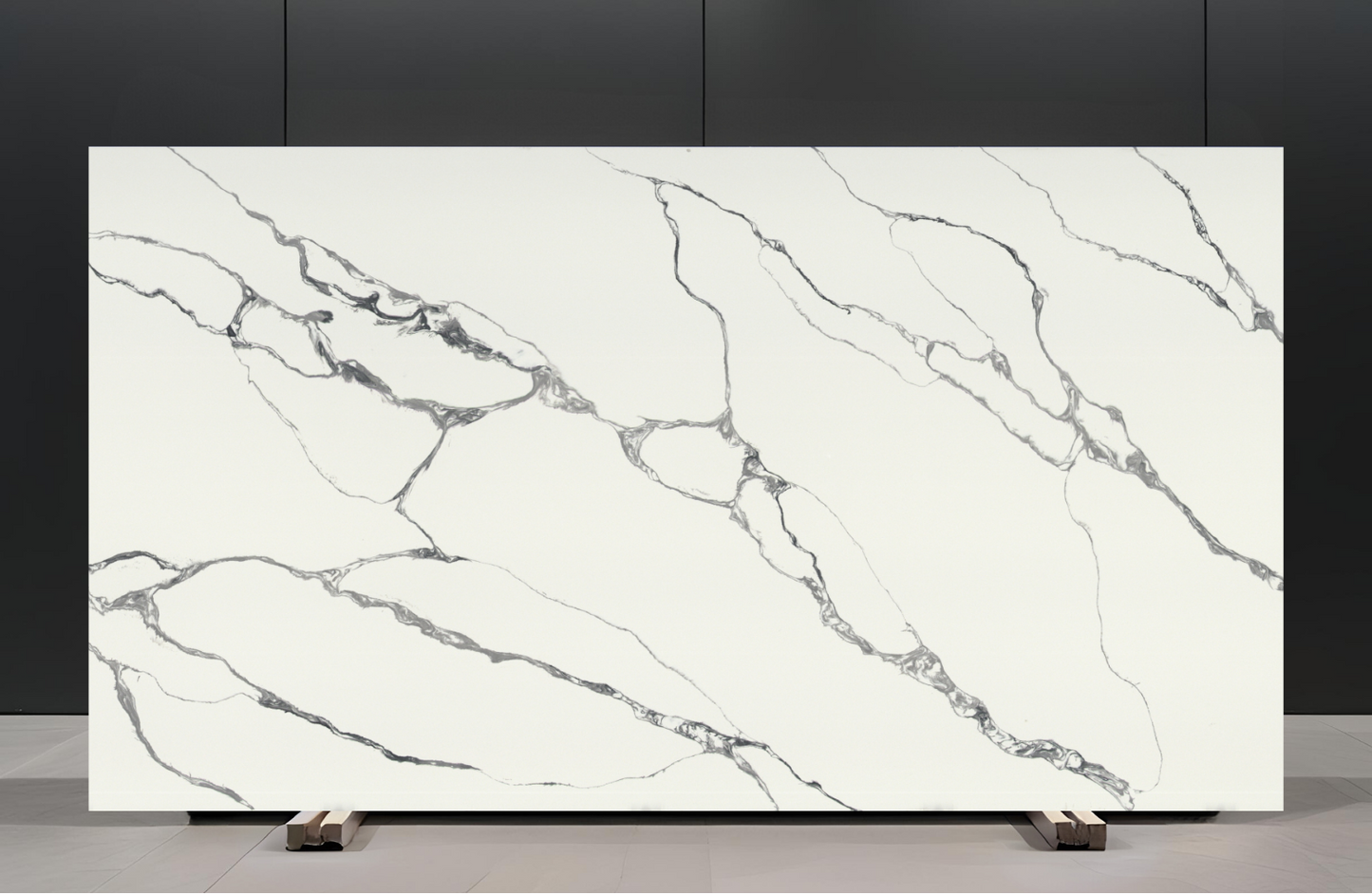 VENETIAN BLACK - POLISHED /3CM/QUARTZ